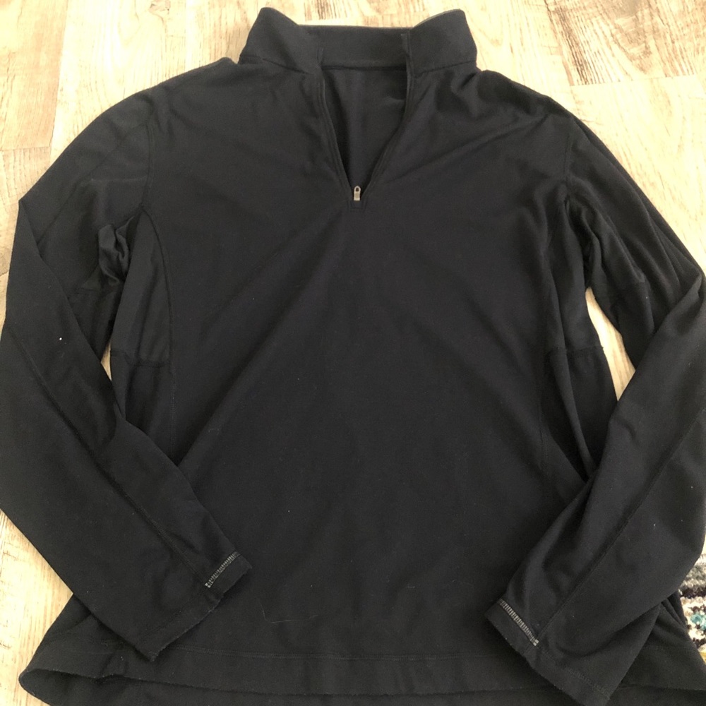 Men’s lululemon black half zip long sleeve